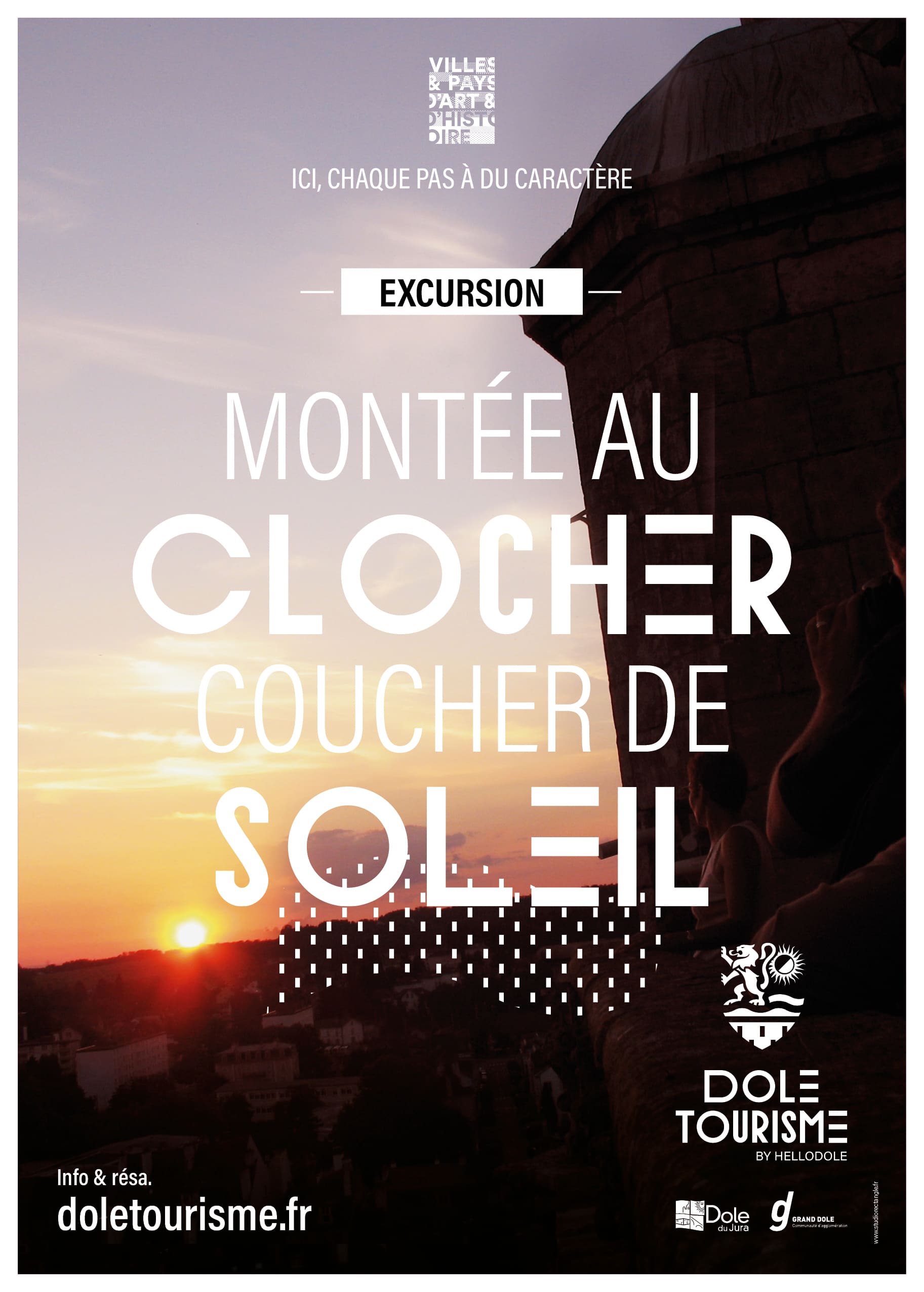 Montée au clocher au coucher du soleil