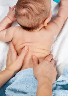 Initiation massage bébé 0/1 an