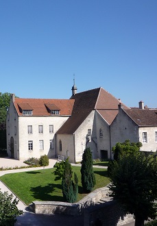 Dole vous ouvre ses portes : De cloître en chapelles